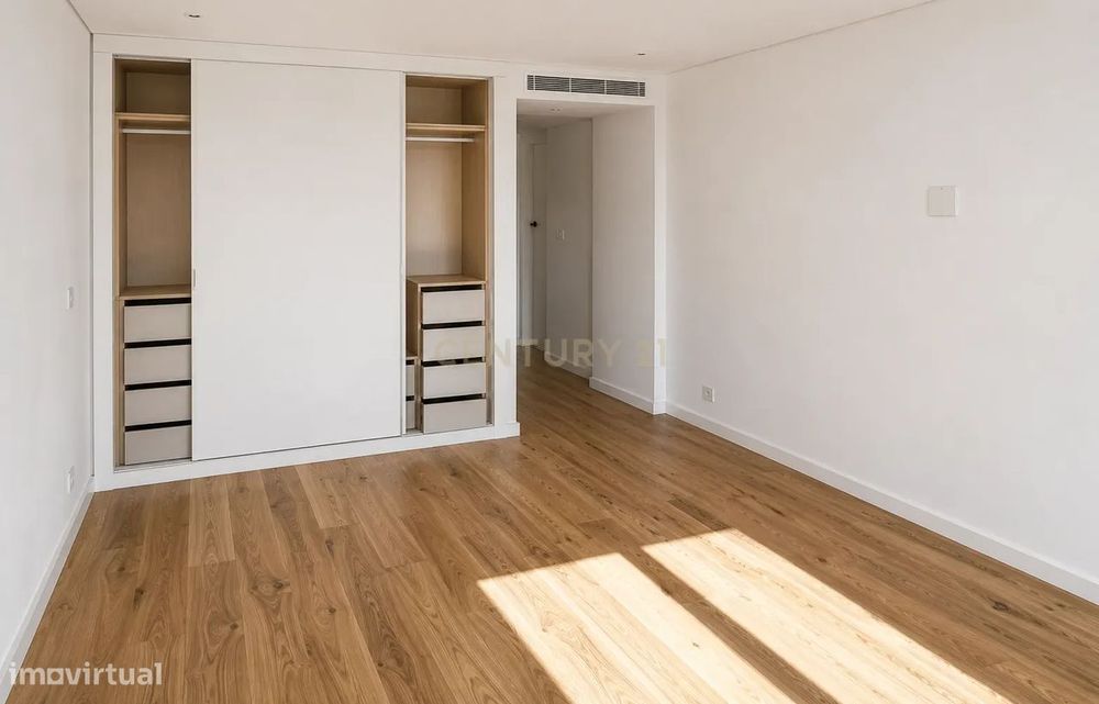 Apartamento T3 como novo centro de Cascais e com vista mar