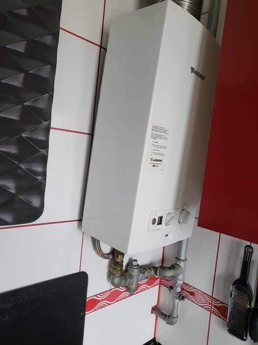 Junkers Bosch gazowy przepływowy ogrzewacz wody WRDP 11-2B MaxiPower.