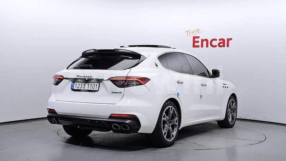 2022 Maserati Levante 3.0 AWD Modena