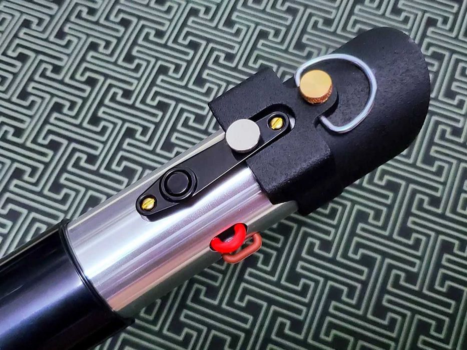 Колекційний світловий меч The Black Series Дарт Вейдер Force FX Elite