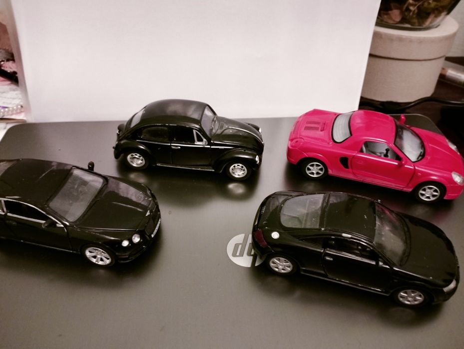 Металеві модельки 1:32