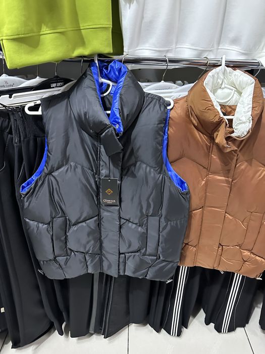 Жіноча безрукавка жилетка стьобана Турція