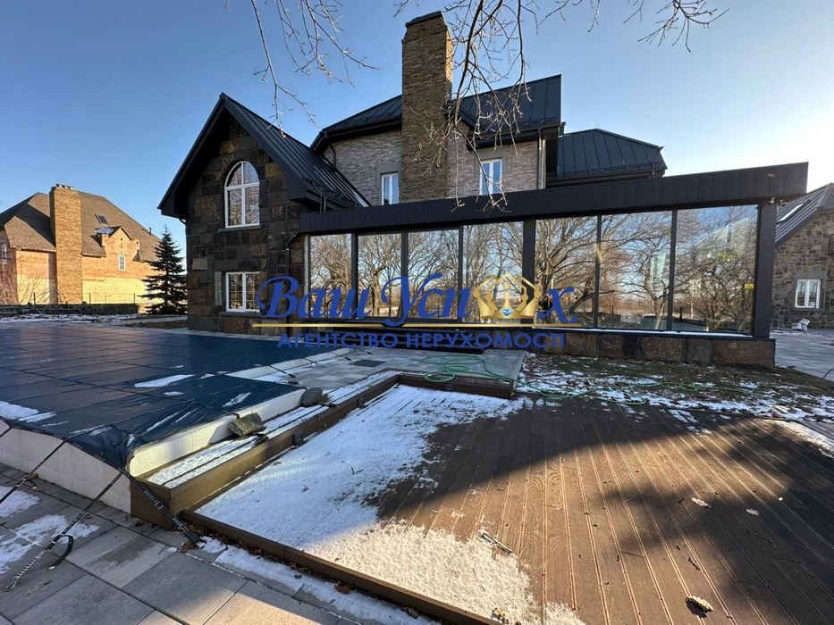 Оренда будинка в городке с выходом на реку .  село Козин