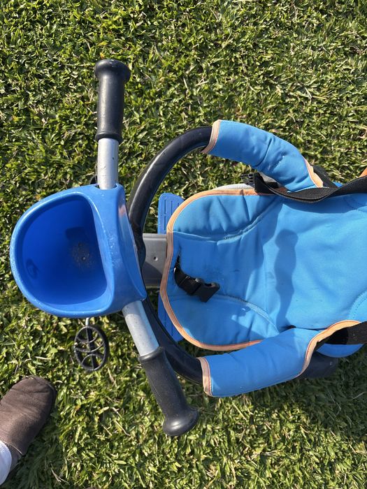 Tricicloco com pega para empurrar e para-sol