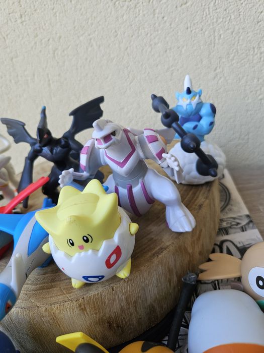 Lote de 14 Figuras Pokémon – Mix Geração Clássica & Moderna