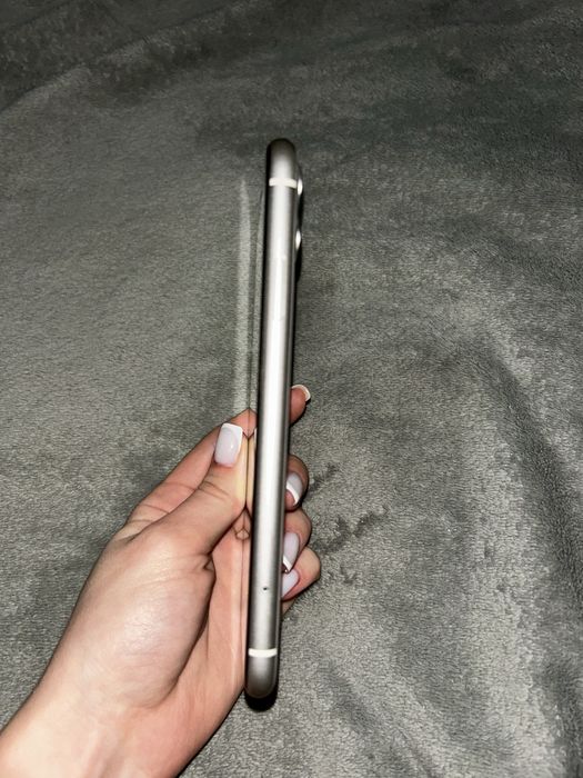 Айфон 11 білий 128 гб