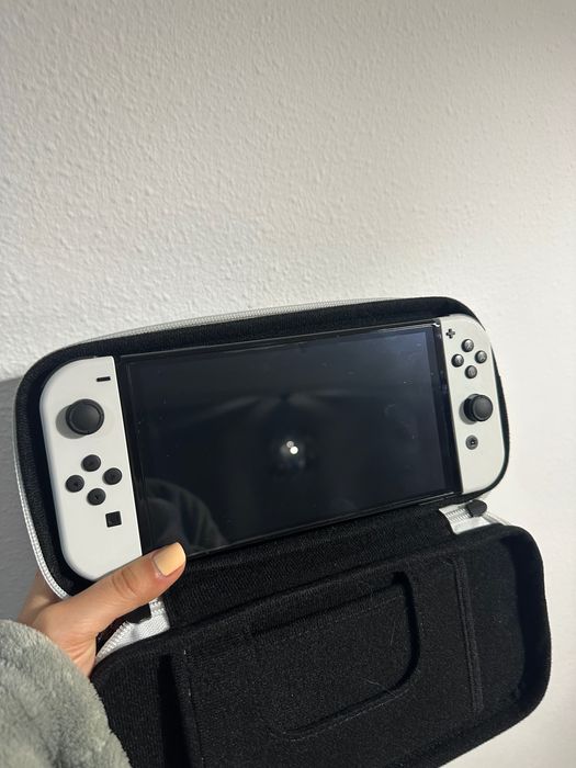Nintendo Switch OLED Branca