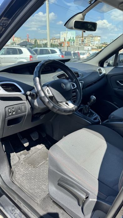 Рестайлінг Renault Scenic Рено Сценік III 2012 р 1,5 К9К дизель 6МКПП