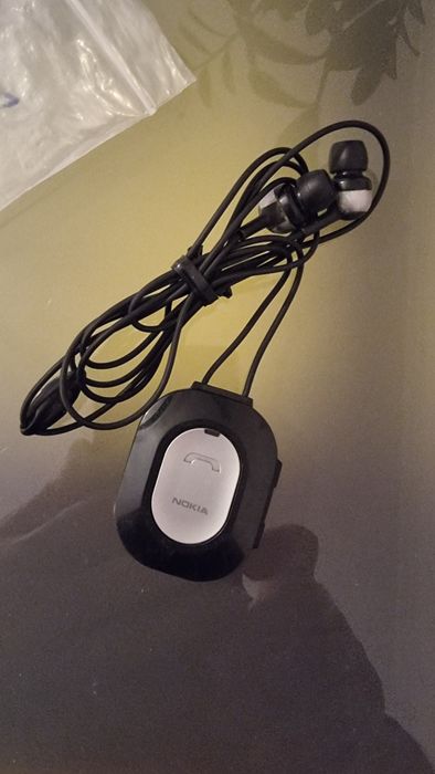 Nostalgia! Auricular Bluetooth Nokia BH-103