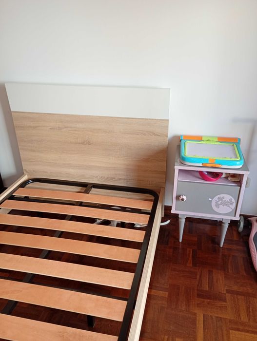 Vendo cama solteiro