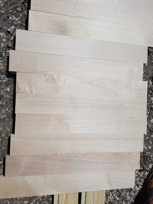 продам паркет клен высший сорт "селект"