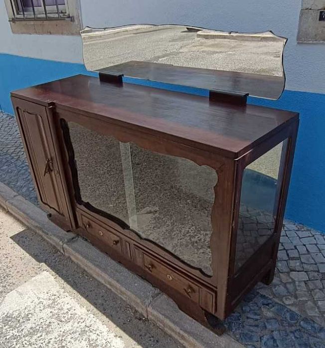 Cristaleira castanha