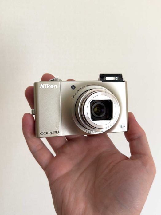 Фотоаппарат цифровой Nikon COOLPIX S8000