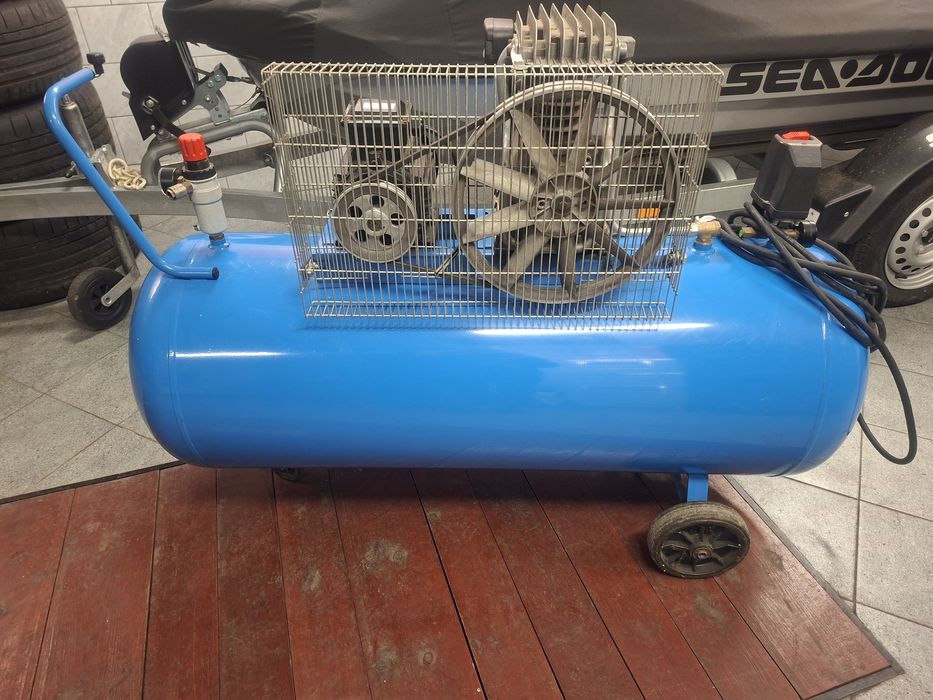 Kompresator Gudepol 270l