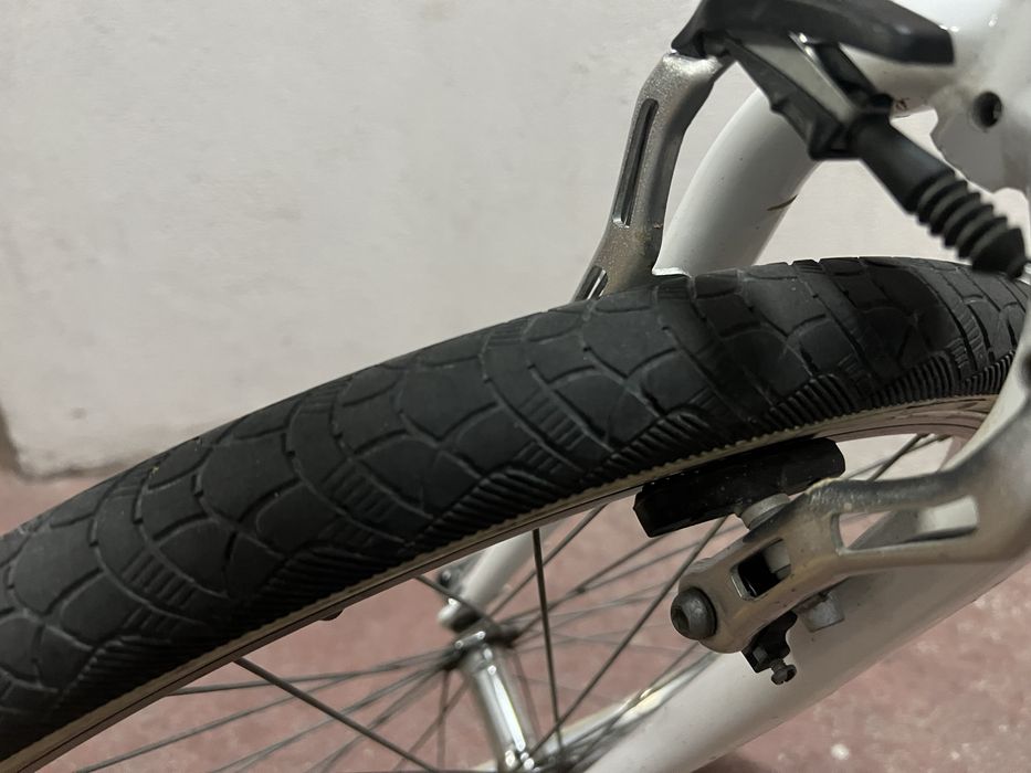 Bicicleta menina 24”