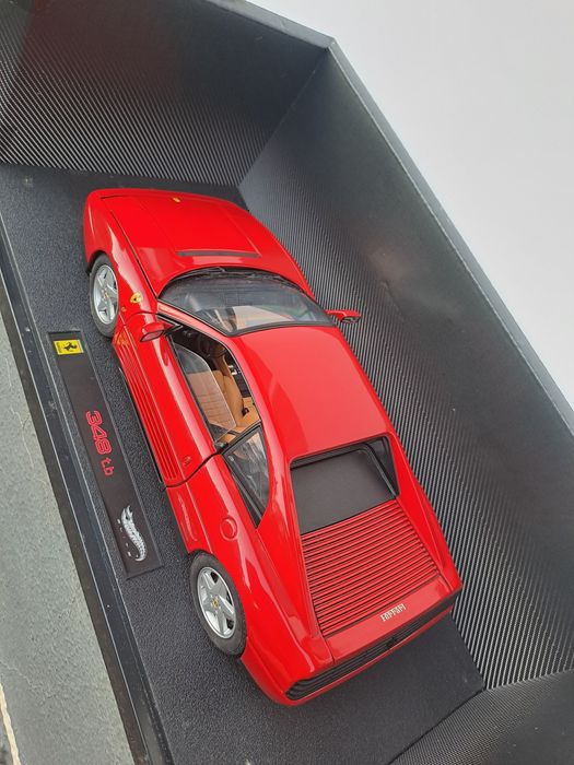 Ferrari 348TB - Hotwheels ELITE 1:18