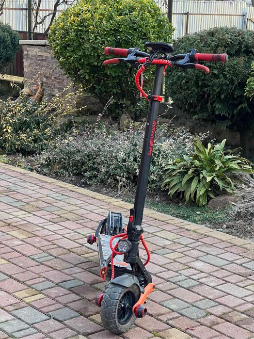 Самокат kukirin g2 pro 2025 рік