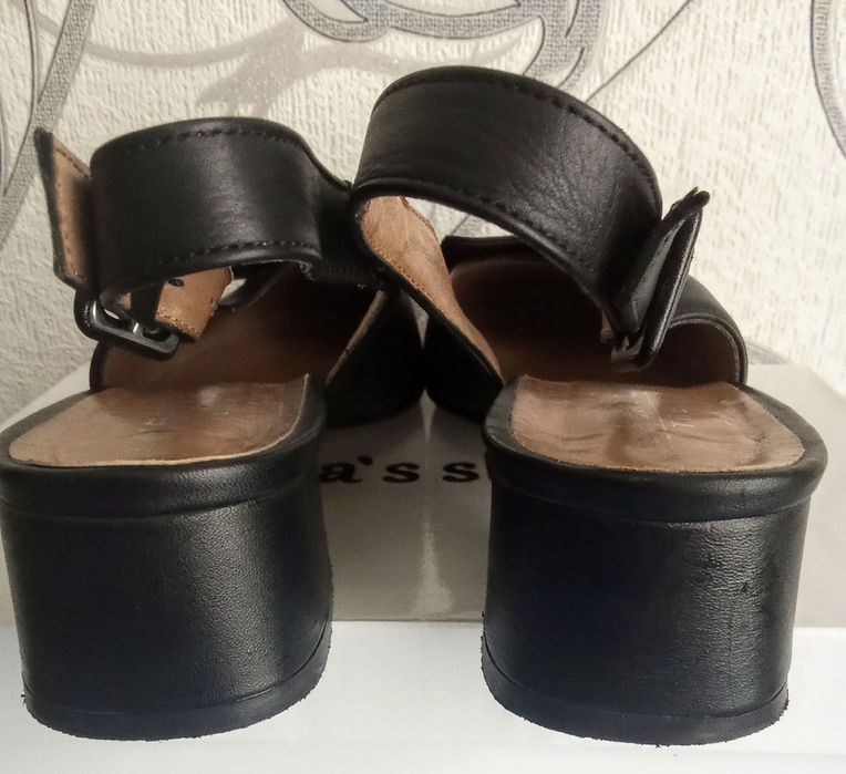 Туфли женские кожаные чёрные