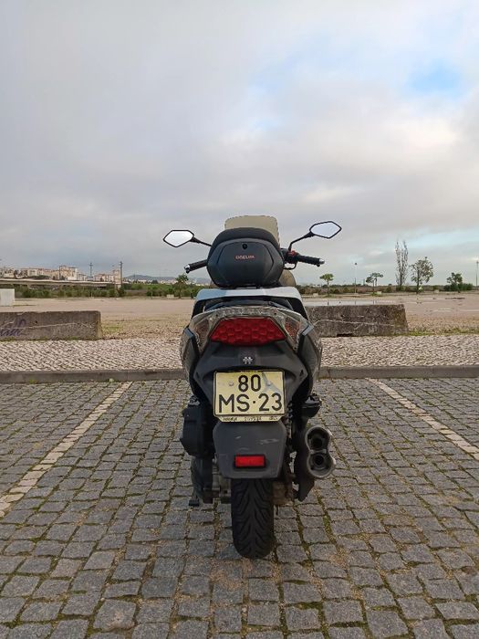 Vendo DAELIM S3 125 de 2012