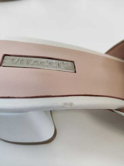 Шкіряні мюлі шльопанці vitacci