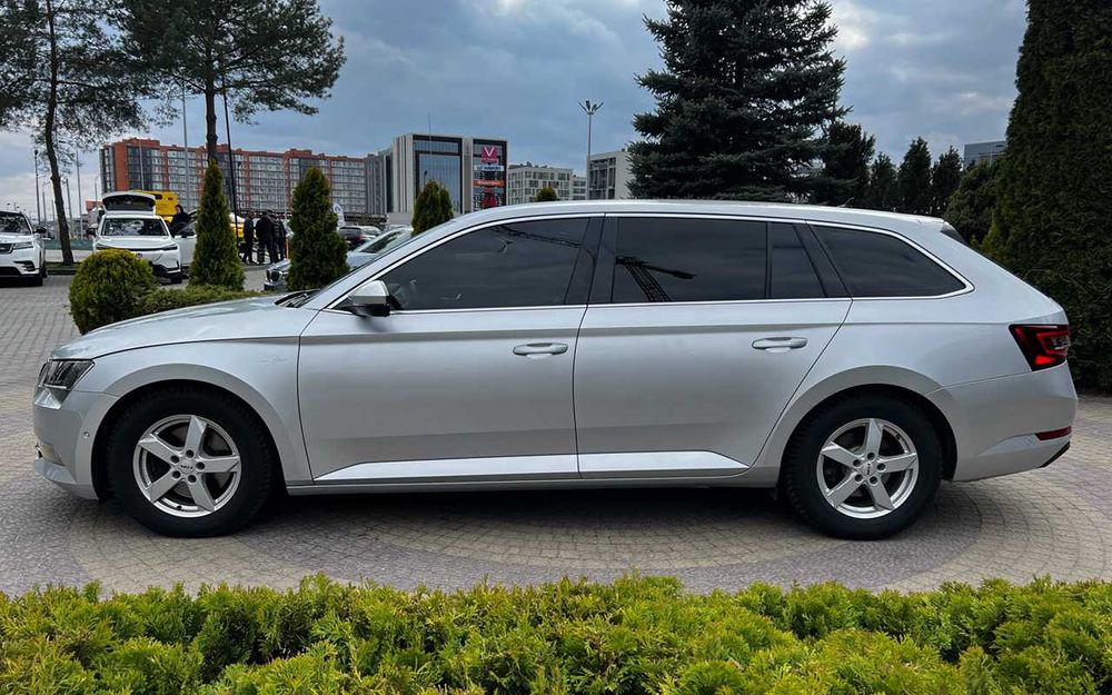 Skoda Superb 2019