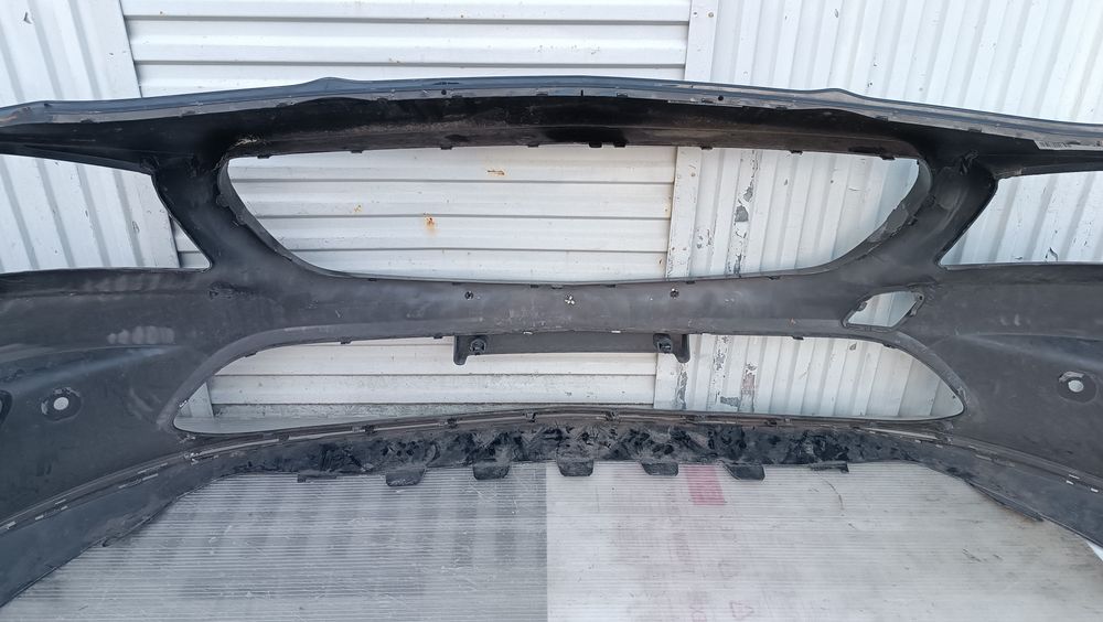 Vendo parachoque de frente Mercedes CLA 117 ano 2014/16