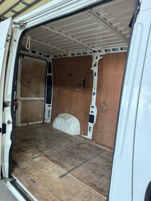 Alugo Carrinha 80€/dia