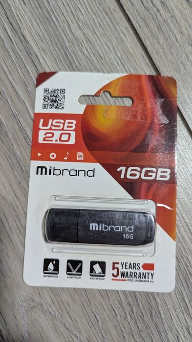 USB флешка 16 Gb