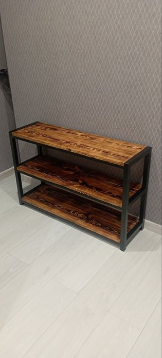 Лофт полка по вашими розмірами.