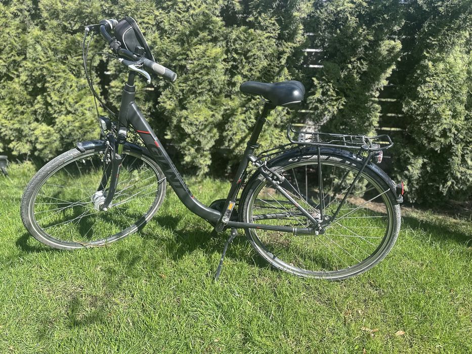 Wygodny rower miejski damski Giant Tourer CS