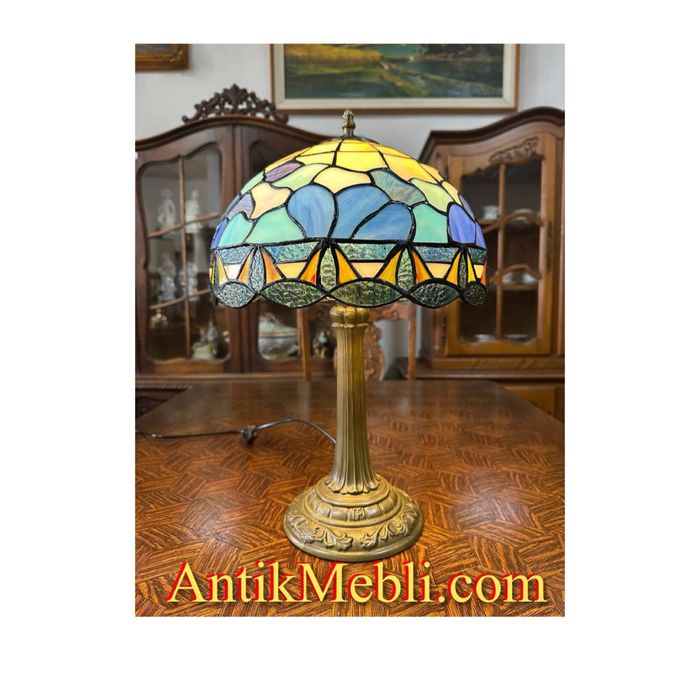 Настільна лампа в стилі Тіффані светильник торшер бу 7811