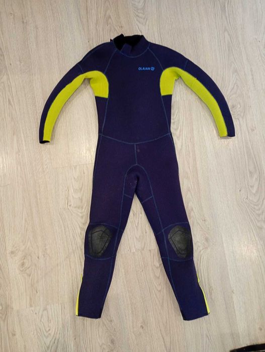Fato de neoprene Olaian 4 mm 8 anos