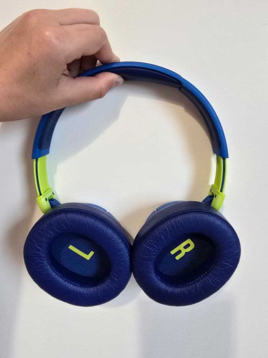 sprzedam słuchawki bezprzewodowe JBL JUNIOR