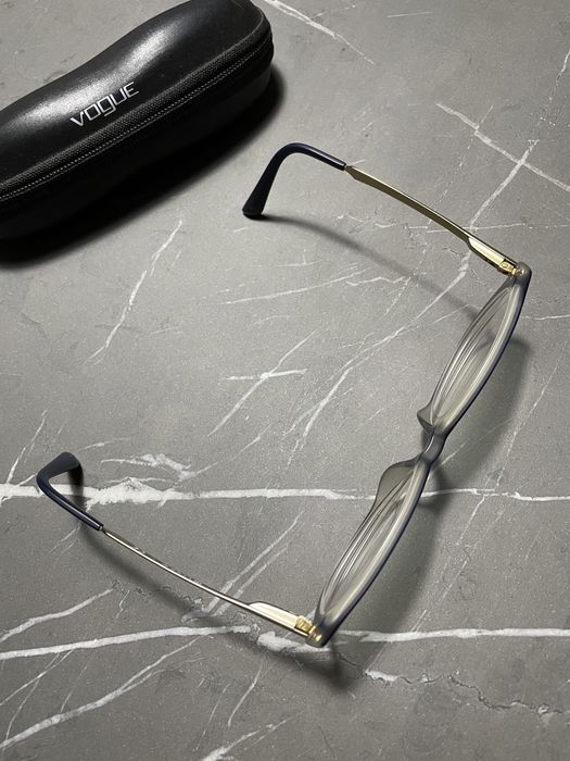 Vendo Óculos Vogue (novos)