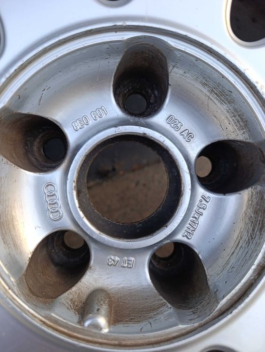 Felgi 17'' Audi A4 b6 Volkswagen Skoda Seat 5x112 ET43 8E0.601.025AC