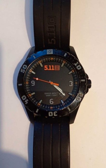 Подарочные швейцарские Часы 5.11 Tactical Sentinel Watch Black