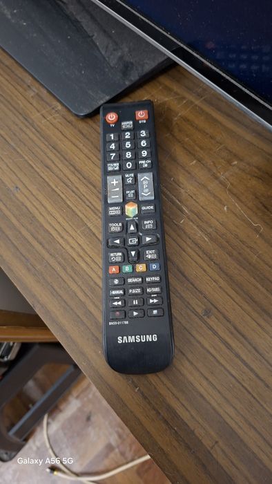TV SAMSUNG Model: UE48H5500AW (ler descrição)