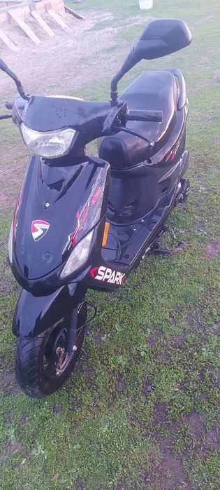 Скутер мопед Spark sp125s-14