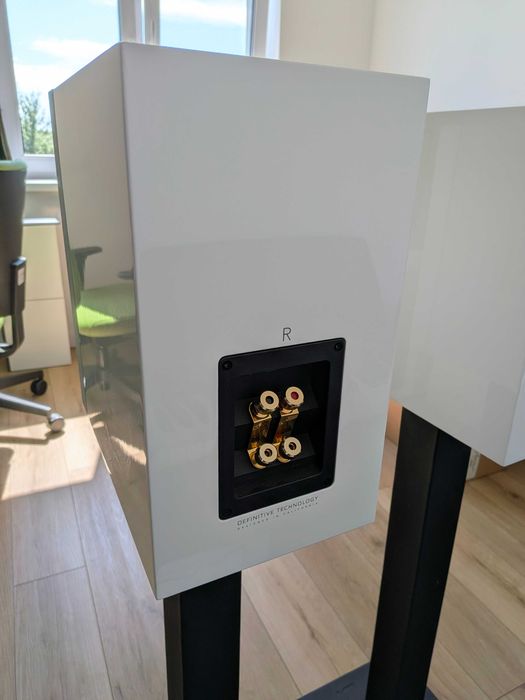 Definitive Technology Demand D11 dedykowane standy