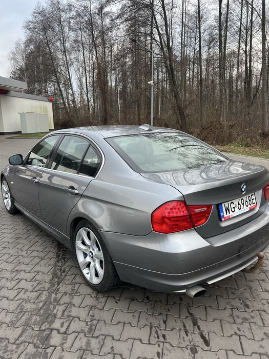 BMW E90 320D 177KM 2011 rok