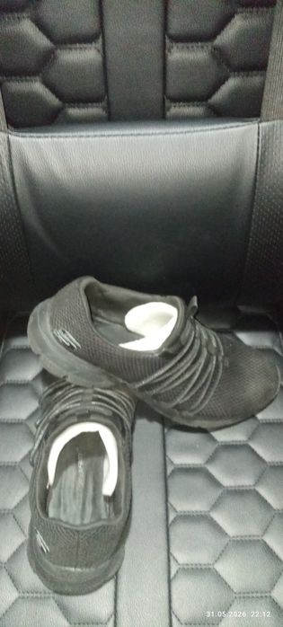 Женские кроссовки Skechers