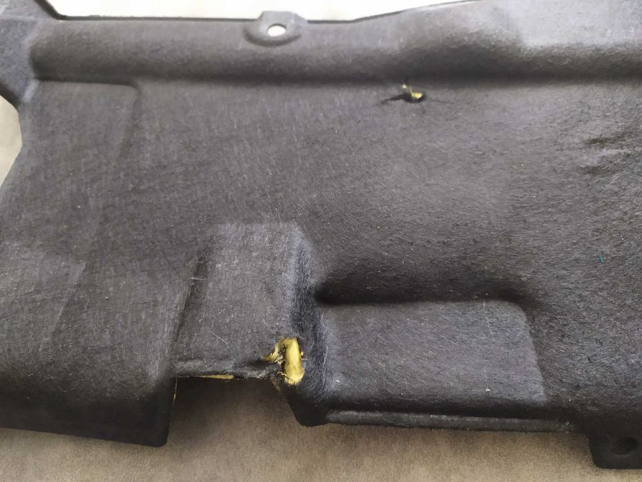 Шумоізоляція жабо Peugeot 3008