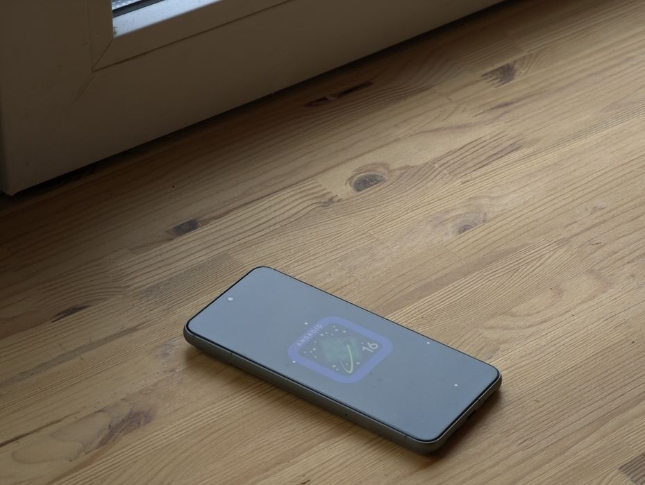 Pixel 8 8/128gb hazel