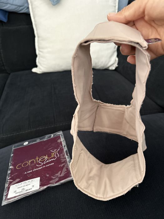 Faixa cinta modeladora facial Contour Slim usada