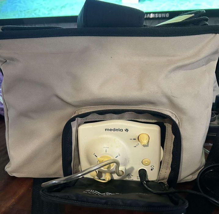 Молоковідсос medela