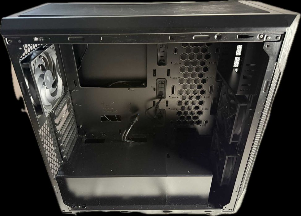 Obudowa SilentiumPC Armis AR7 Midi Tower czarny