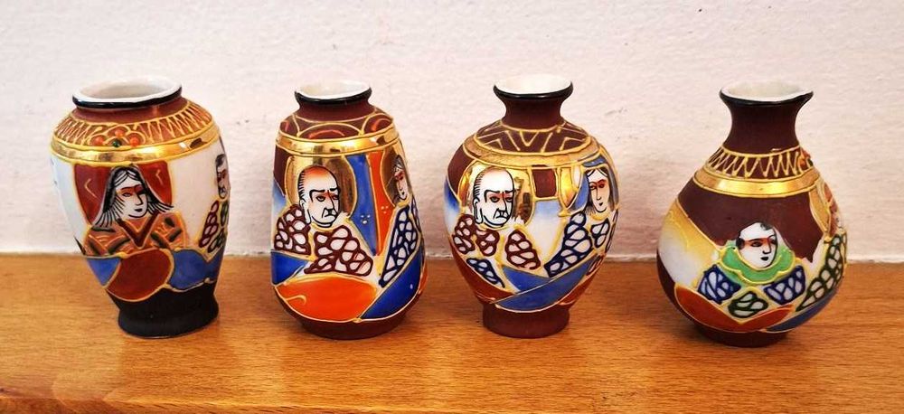 Lote de 4 jarras Satsuma decoração oriental