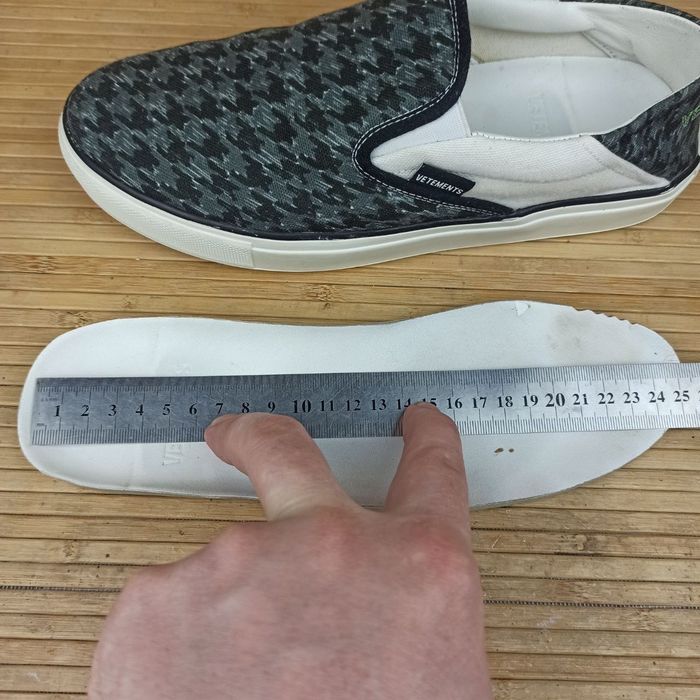 Мокасини Vetements Babouche Розмір 39 (25 см.)