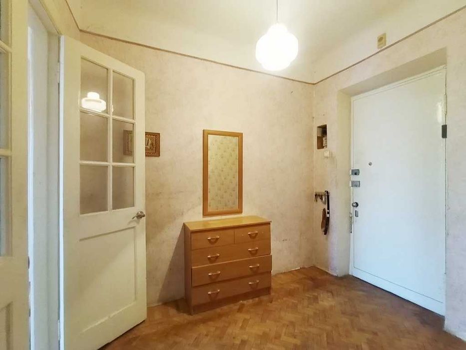 Продам 3-кімн квартиру 56м Печерськ Іоанна Павла ІІ, 19 Сталінка Лифт