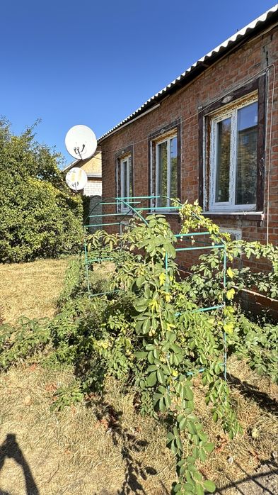 Продам дом в Чугуеве , рн Дружба